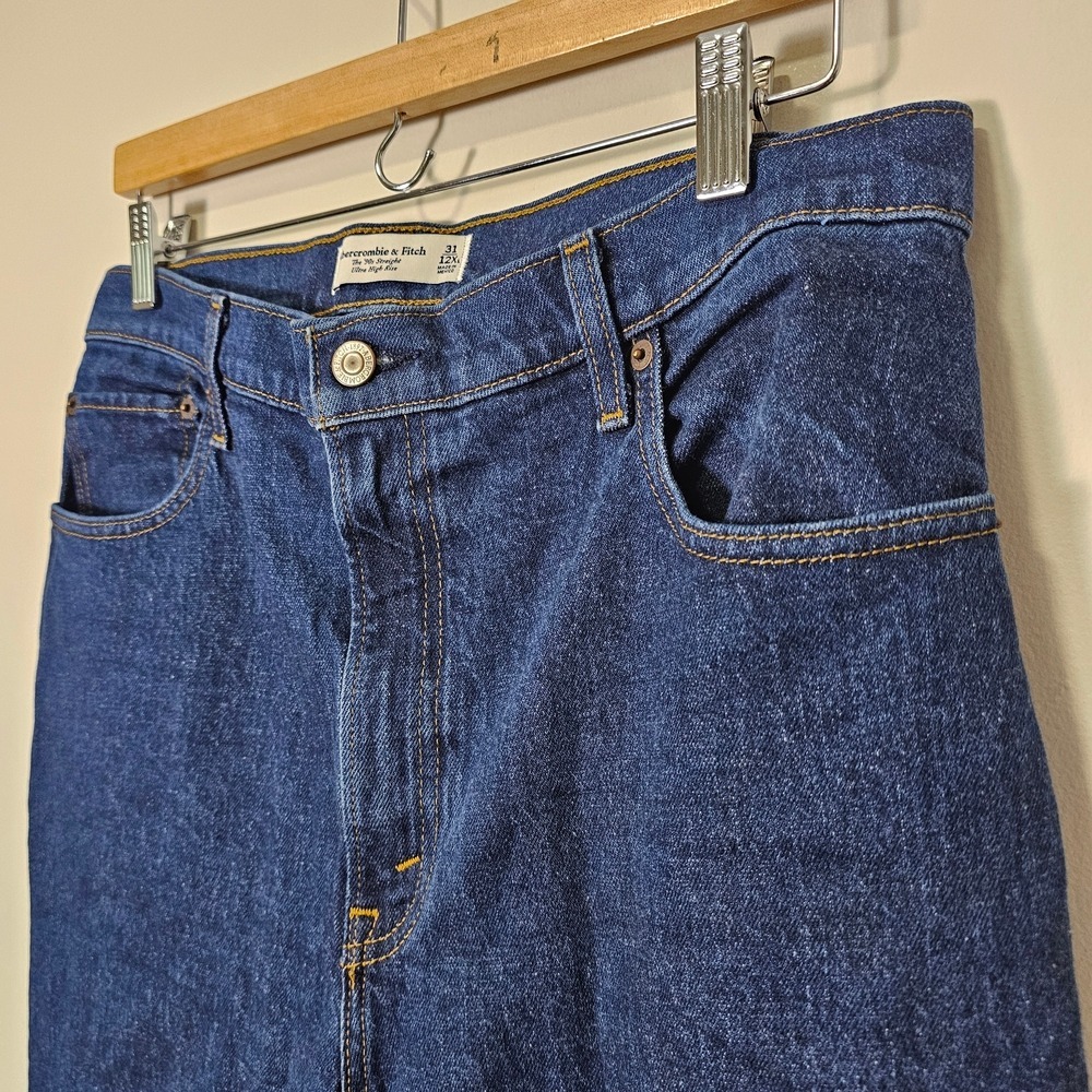 Abercrombie & Fitch 90s Straight Ultra High Rise Jeans 31/12L Dark Wash Denim ~ - Picture 3 of 8